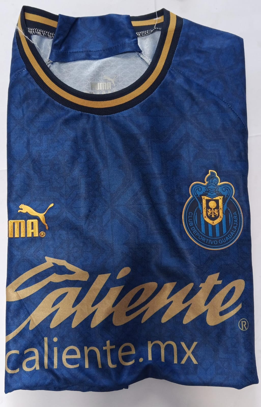 Playera Bordada Chivas Azul