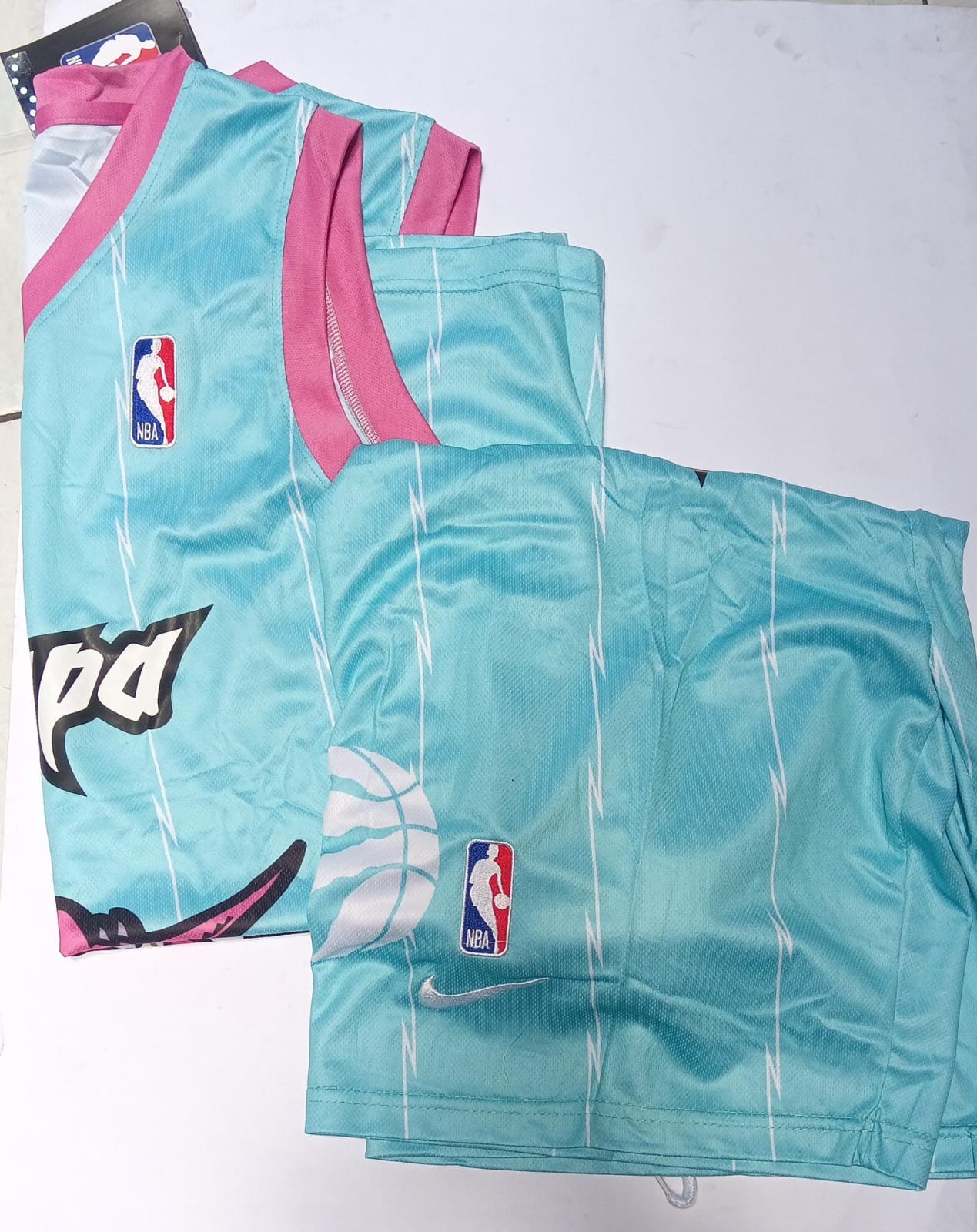 Conjunto Basquetbol Tampa