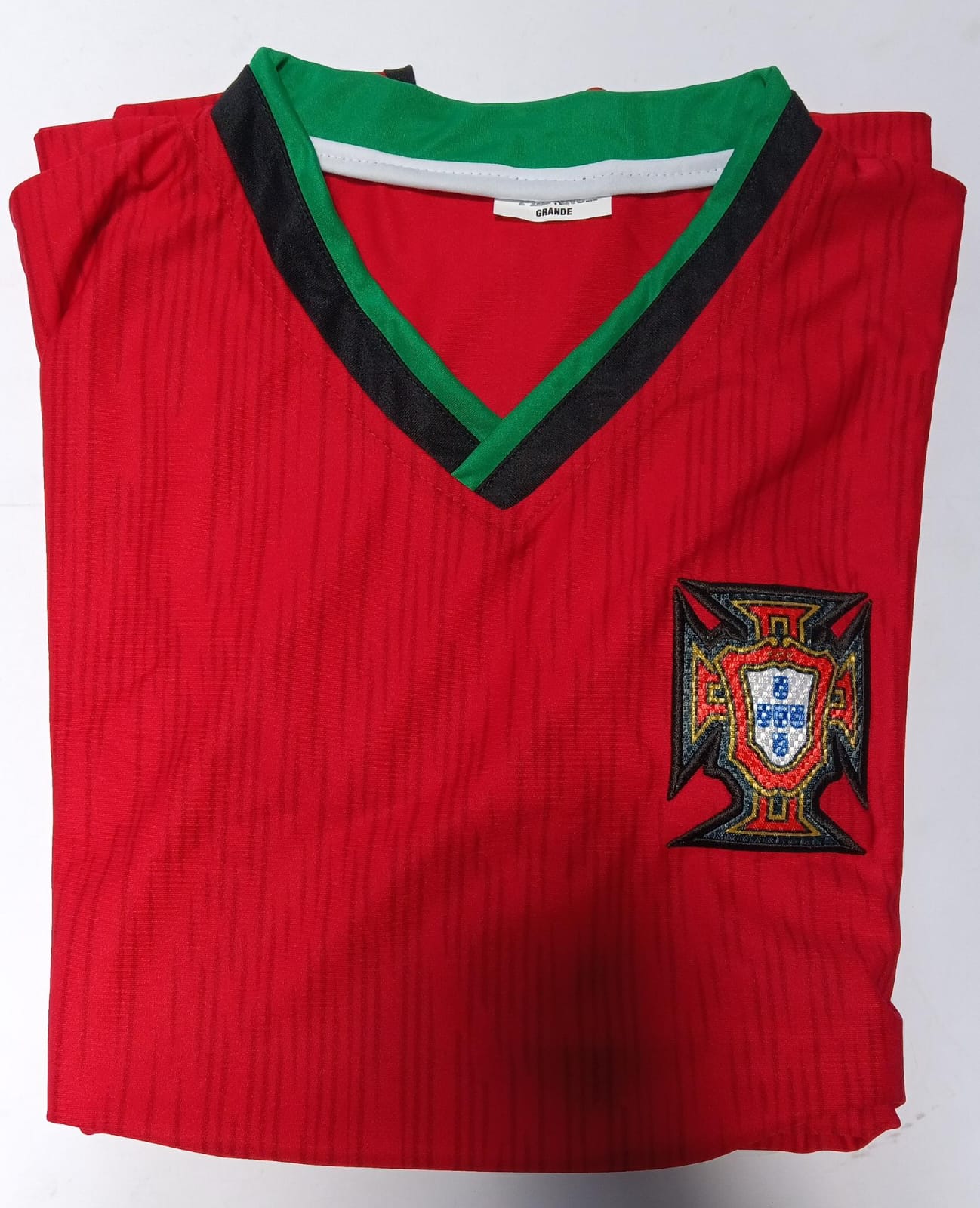 Playera Bordada Portugal Local